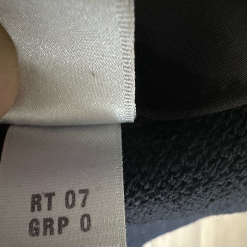2006 ST JOHN EVENING BLACK SANTANA KNIT TUXEDO BLAZER- SALE - Picture 7 of 7